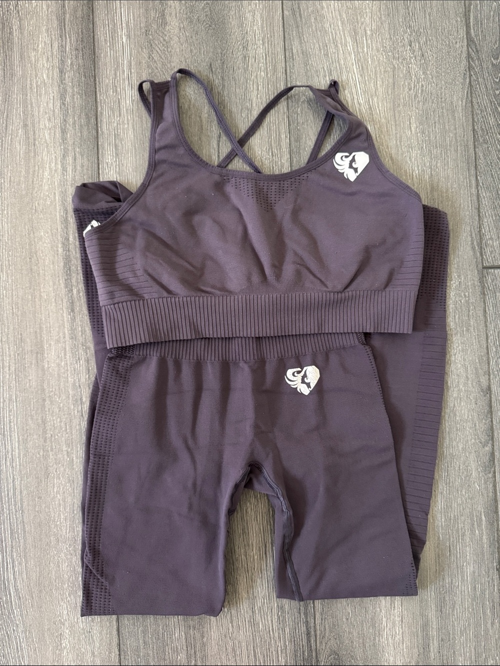 WOMENS BEST SMALL Purple Seamless Sports Bra and Leggings Set